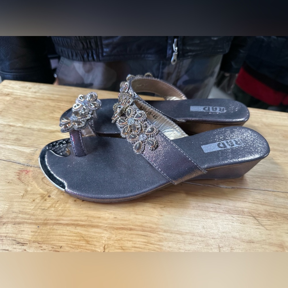 Ladies Sandals